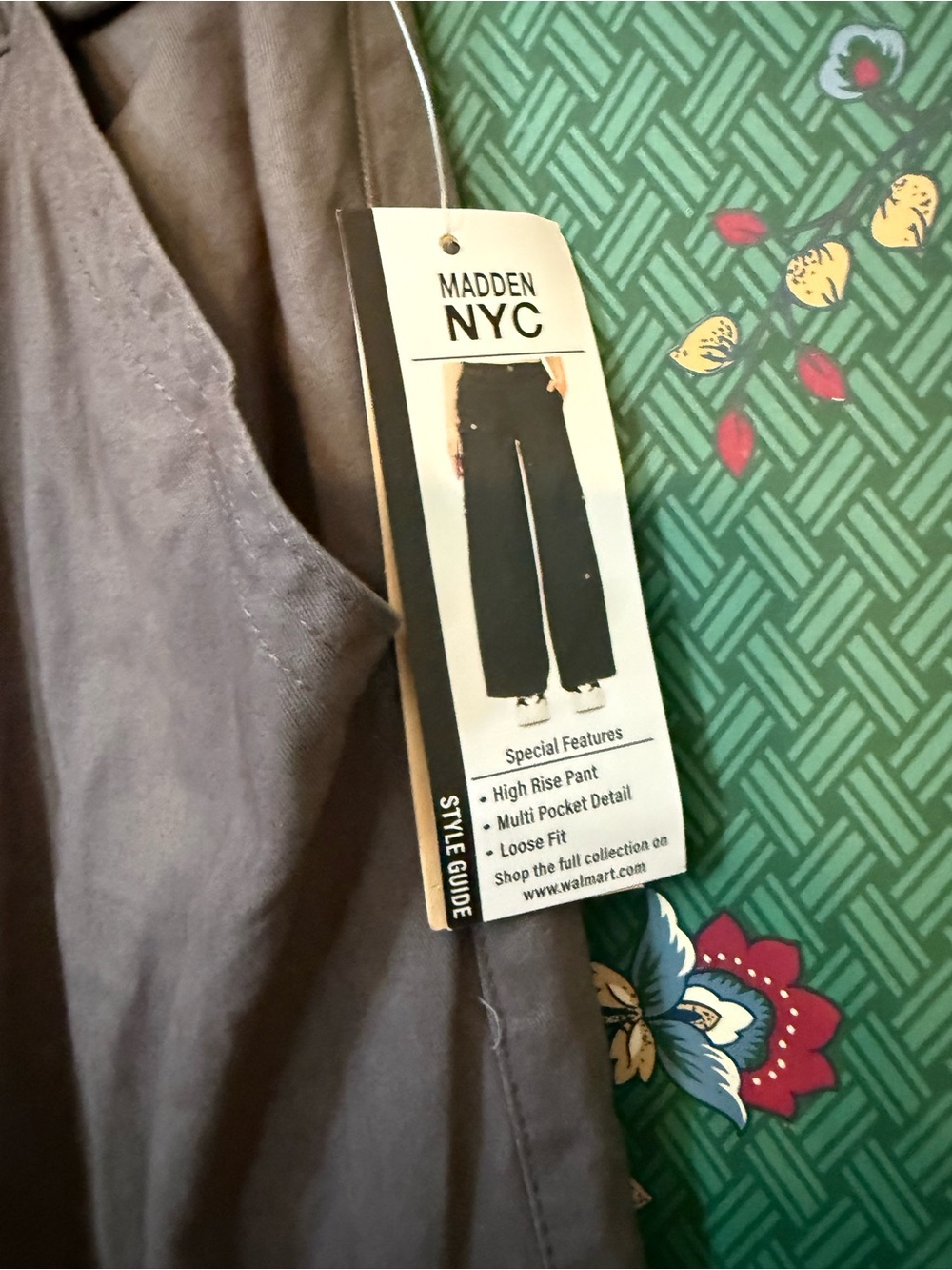 Wide-Leg Cargo Pants - Gray - Picture 2 of 4